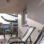 Bay *