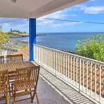 Apartment Bay *