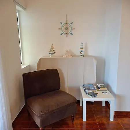 Bay Al * Porto Martins